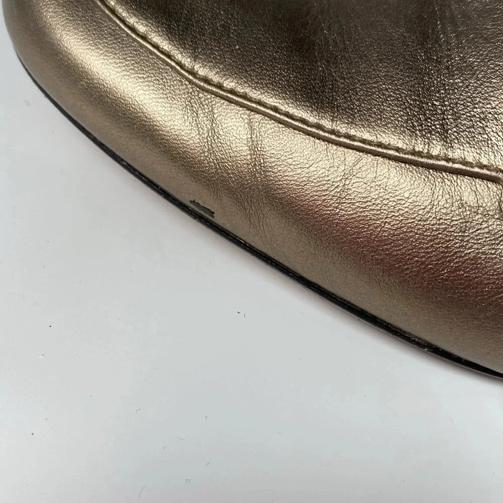Trotters Gold‎ Leather Loafers Womens Size 8.5 M Horsebit Style Chain Hardware